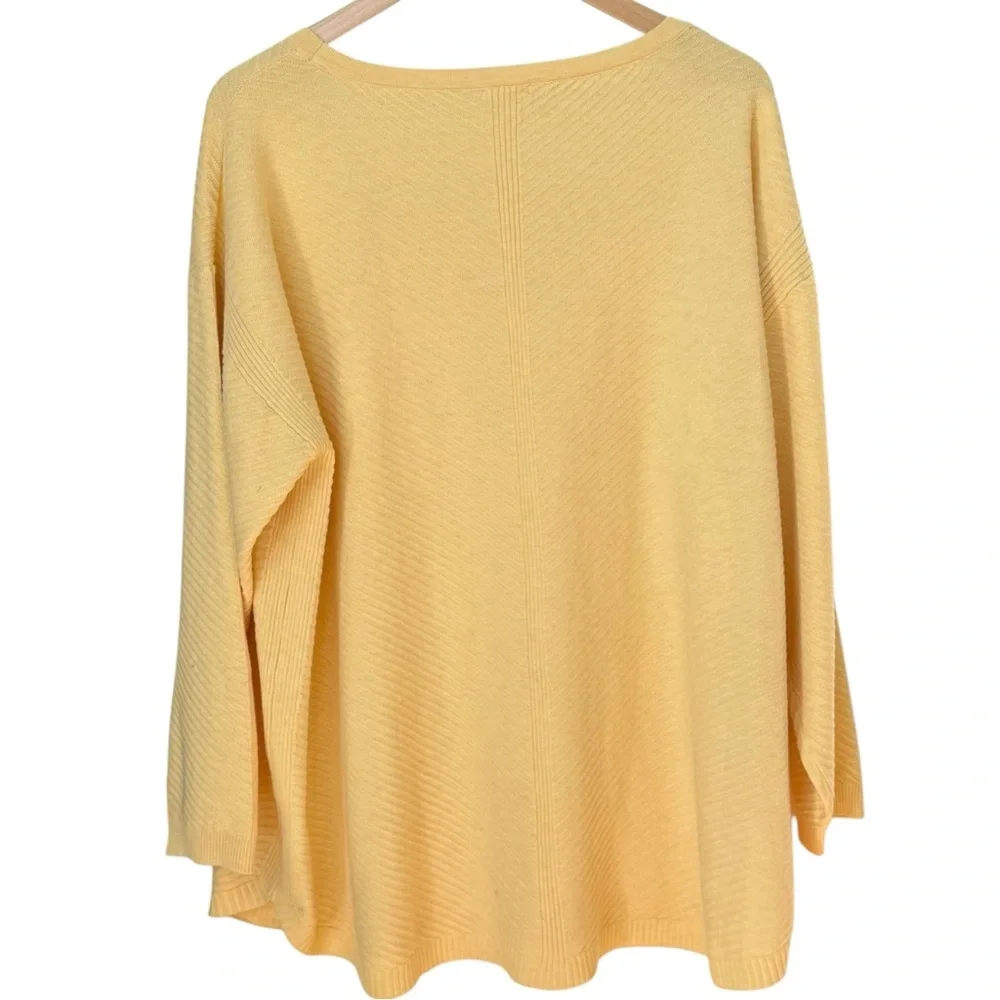 Retrelo Yellow Flowy Pullover Relaxed Top. Shirt. 3X. Plus. NEW. - Picture 2 of 6